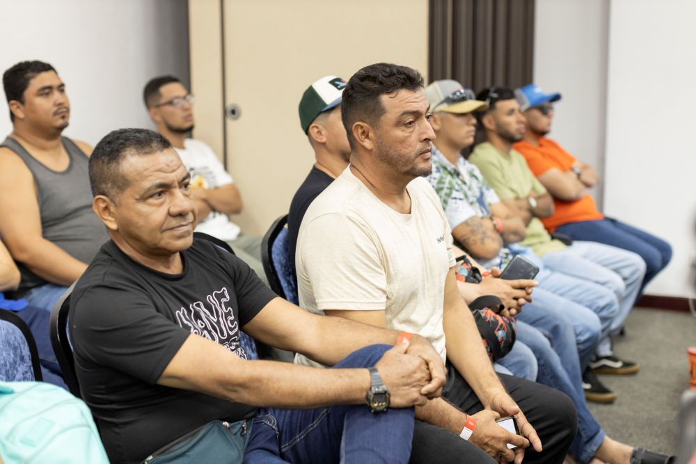 D&Atilde;&shy;a del liniero 2025