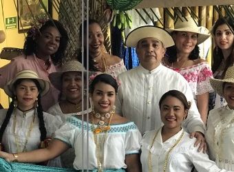 la-familia-etesa-celebra-el-cierre-del-mes-la-pat