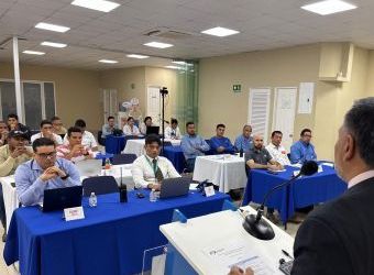 especialistas-etesa-fortalecen-conocimiento-ante-